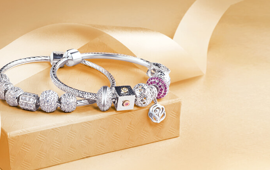 Vòng Charm Mệnh Kim PNJ – Lựa Chọn Phong Thủy Hoàn Hảo Cho Người Mệnh Kim